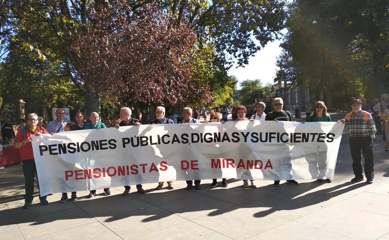 Los Pensionistas De Miranda Toman Las Calles De Madrid BURGOSconecta